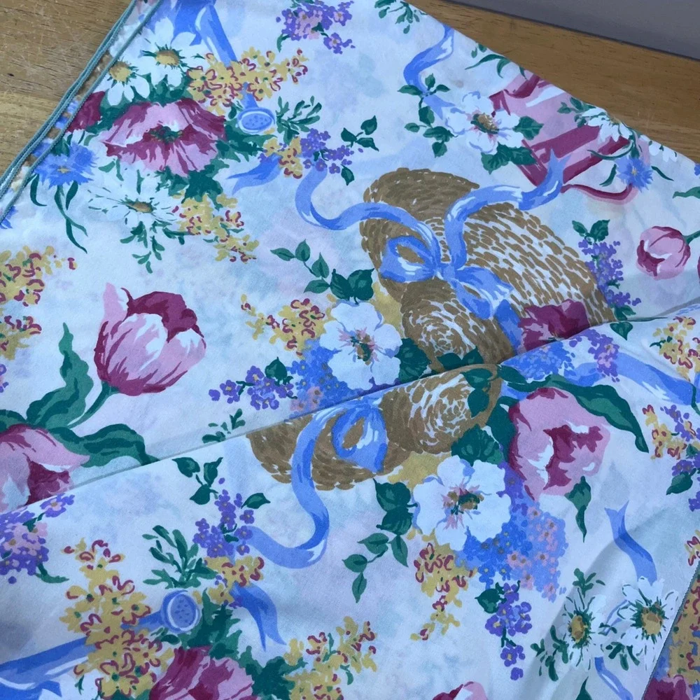 Vtg Floral Garden Tablecloth 58x84 Pink Tulips Lilacs Straw Hat Cottagecore